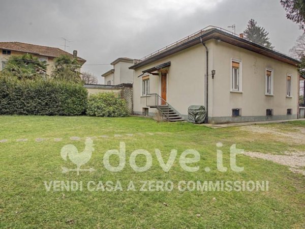 casa indipendente in vendita ad Arcisate