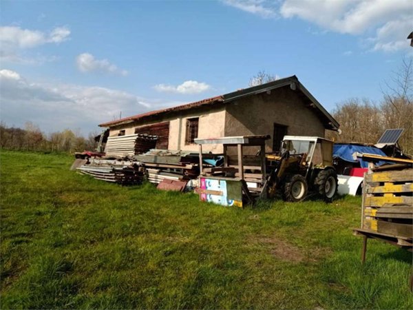 terreno edificabile in vendita ad Arcisate in zona Brenno Useria