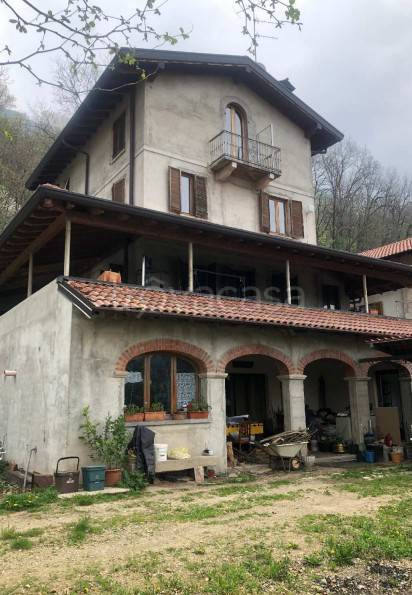 appartamento in vendita ad Arcisate