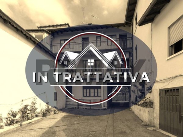 appartamento in vendita ad Arcisate in zona Brenno Useria