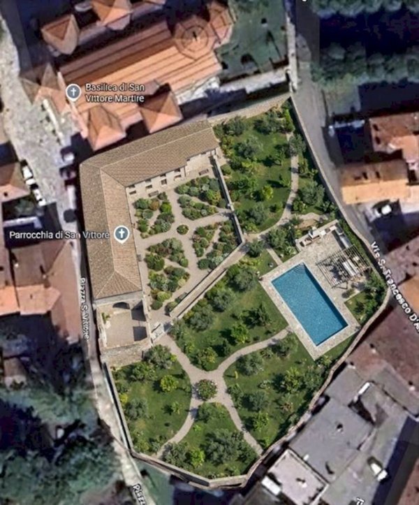 casa indipendente in vendita ad Arcisate