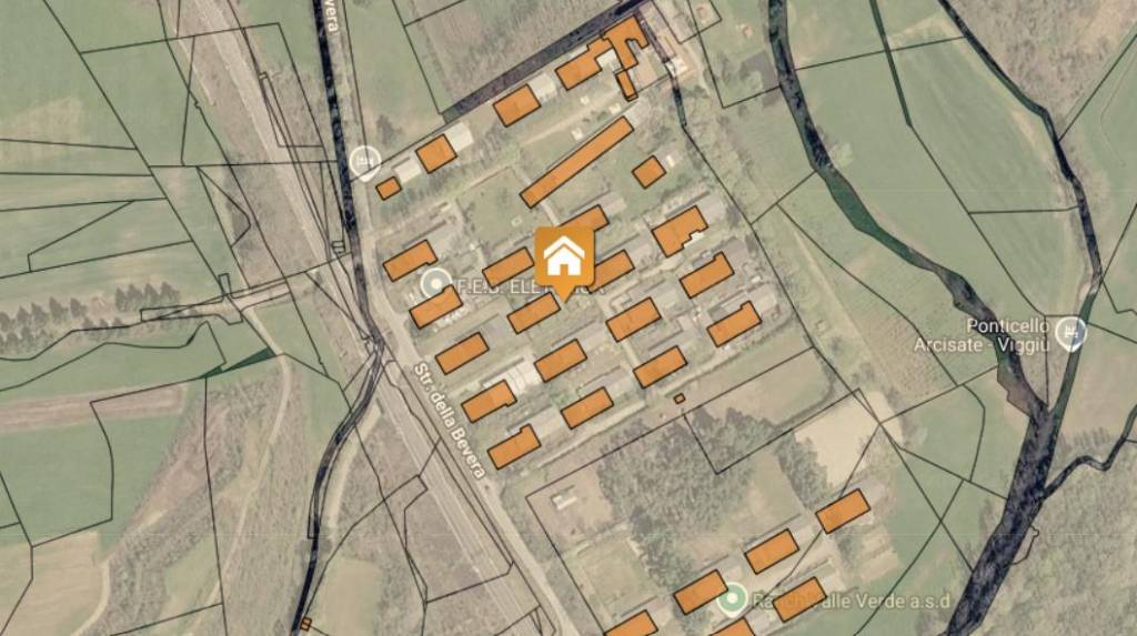 locale commerciale in vendita ad Arcisate in zona Brenno Useria