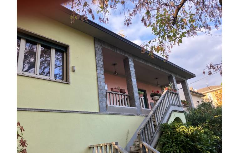 casa indipendente in vendita ad Arcisate