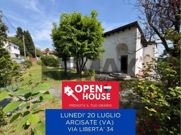casa indipendente in vendita ad Arcisate