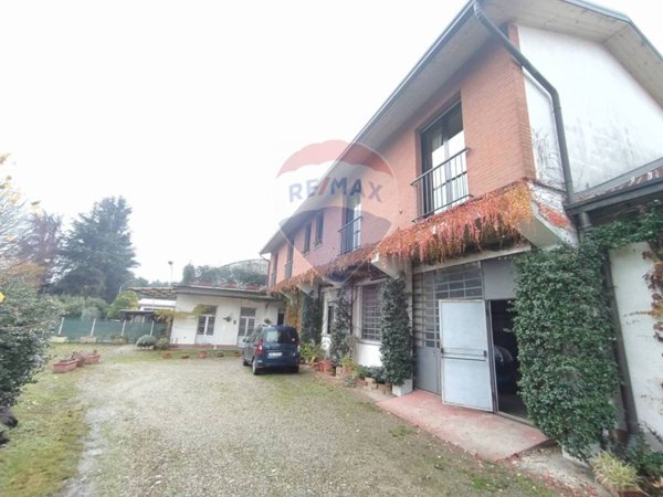 casa indipendente in vendita ad Arsago Seprio