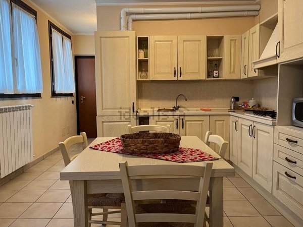 appartamento in vendita ad Arsago Seprio
