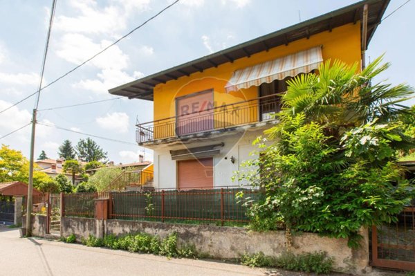 appartamento in vendita ad Arsago Seprio