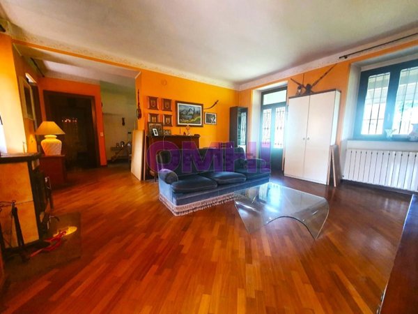 appartamento in vendita ad Arsago Seprio