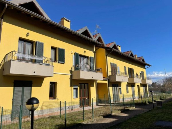 appartamento in vendita ad Arsago Seprio