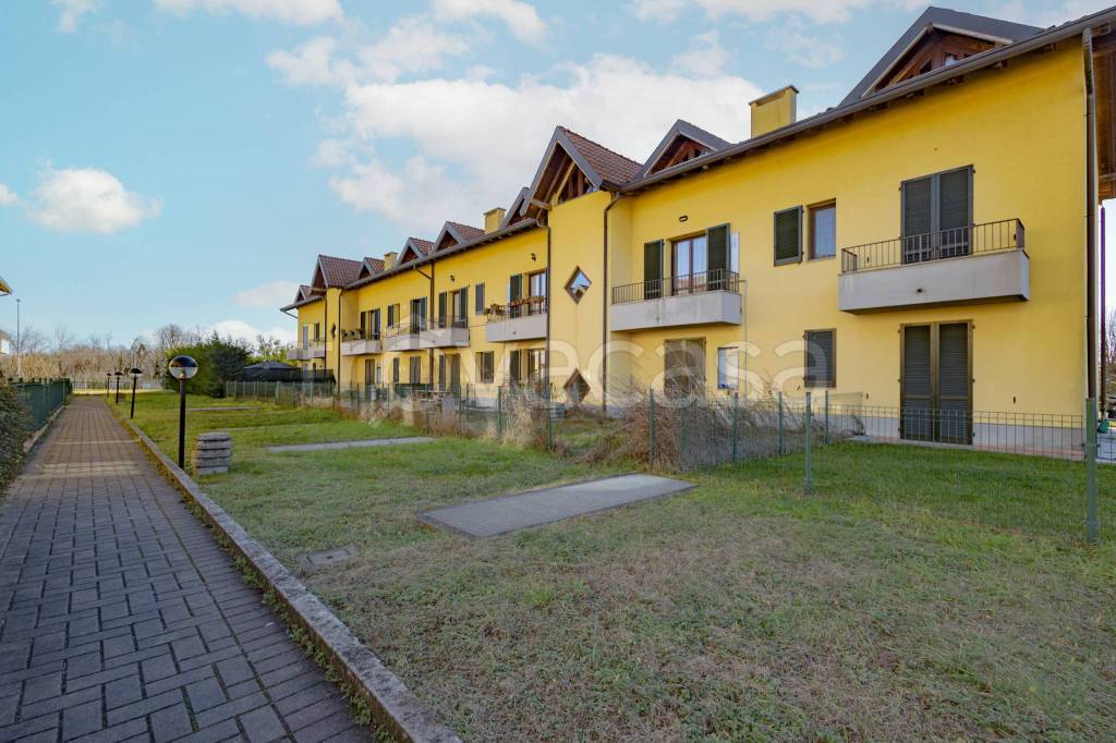 appartamento in vendita ad Arsago Seprio