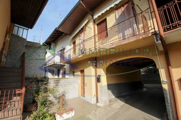 casa indipendente in vendita ad Arsago Seprio