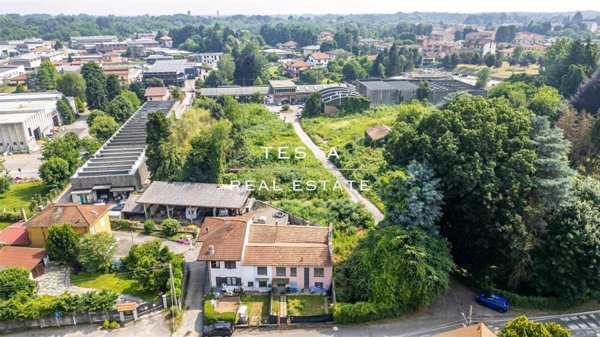 terreno edificabile in vendita ad Arsago Seprio