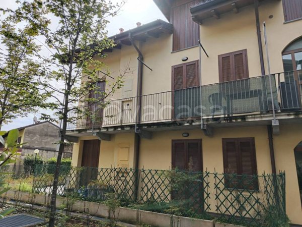 appartamento in vendita ad Arsago Seprio