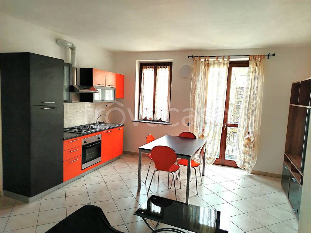 appartamento in vendita ad Arsago Seprio