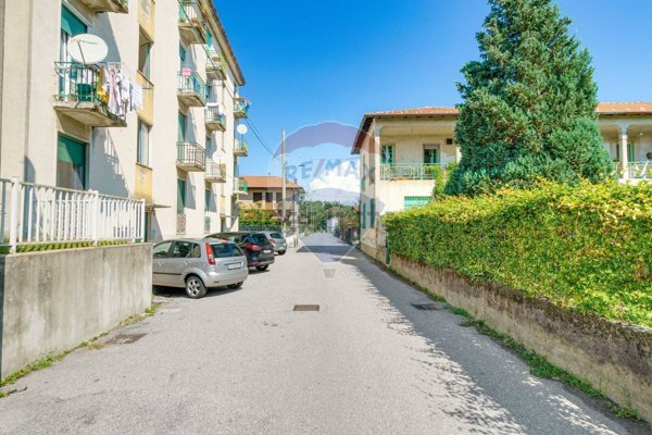 appartamento in vendita ad Arsago Seprio