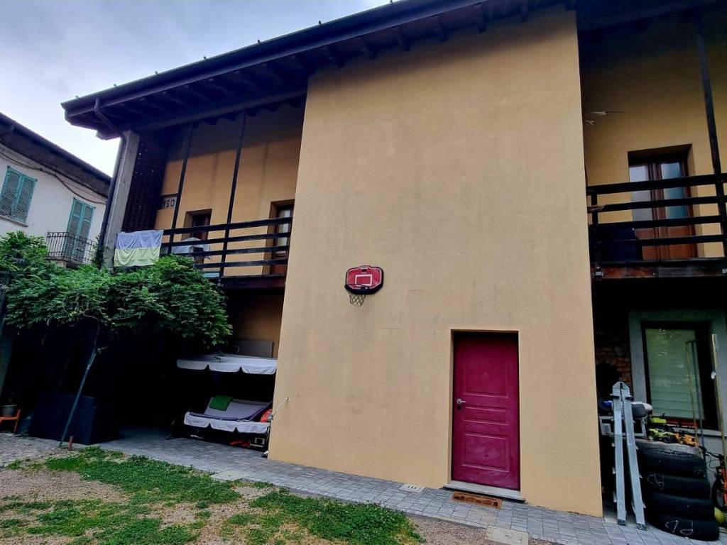 casa indipendente in vendita ad Arsago Seprio