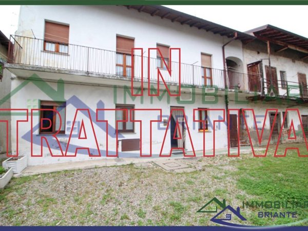 casa indipendente in vendita ad Arsago Seprio