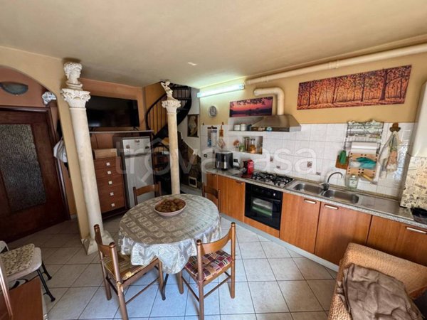 appartamento in vendita ad Arsago Seprio