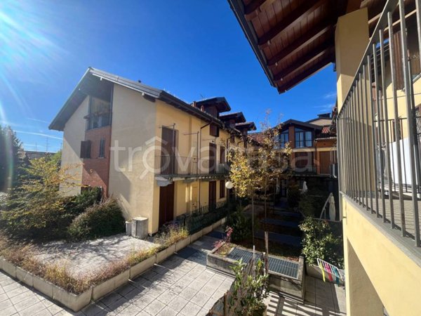 appartamento in vendita ad Arsago Seprio