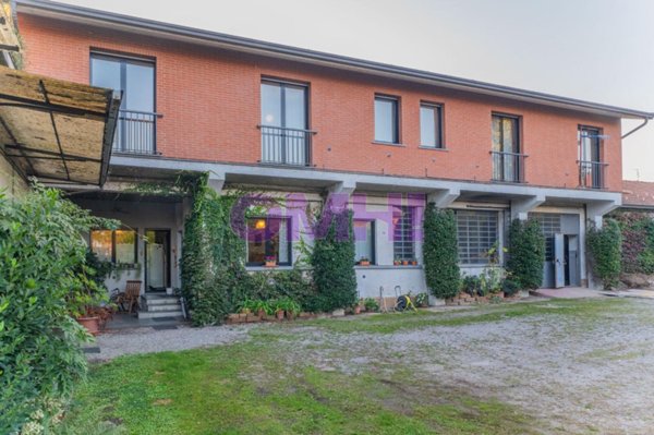 casa indipendente in vendita ad Arsago Seprio