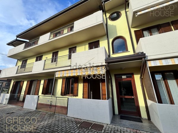 appartamento in vendita ad Arsago Seprio