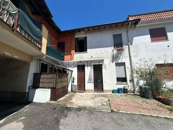 appartamento in vendita ad Arsago Seprio