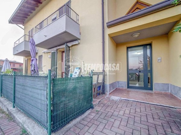 appartamento in vendita ad Arsago Seprio