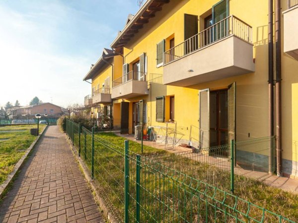 appartamento in vendita ad Arsago Seprio