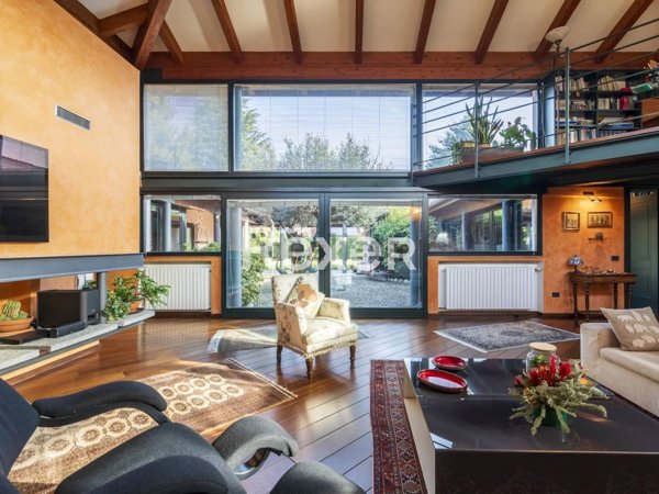 casa indipendente in vendita ad Arsago Seprio