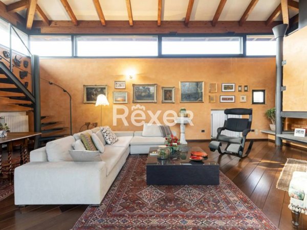 casa indipendente in vendita ad Arsago Seprio