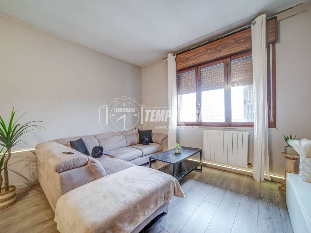 appartamento in vendita ad Arsago Seprio