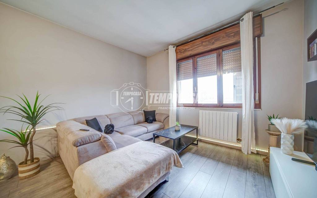 appartamento in vendita ad Arsago Seprio