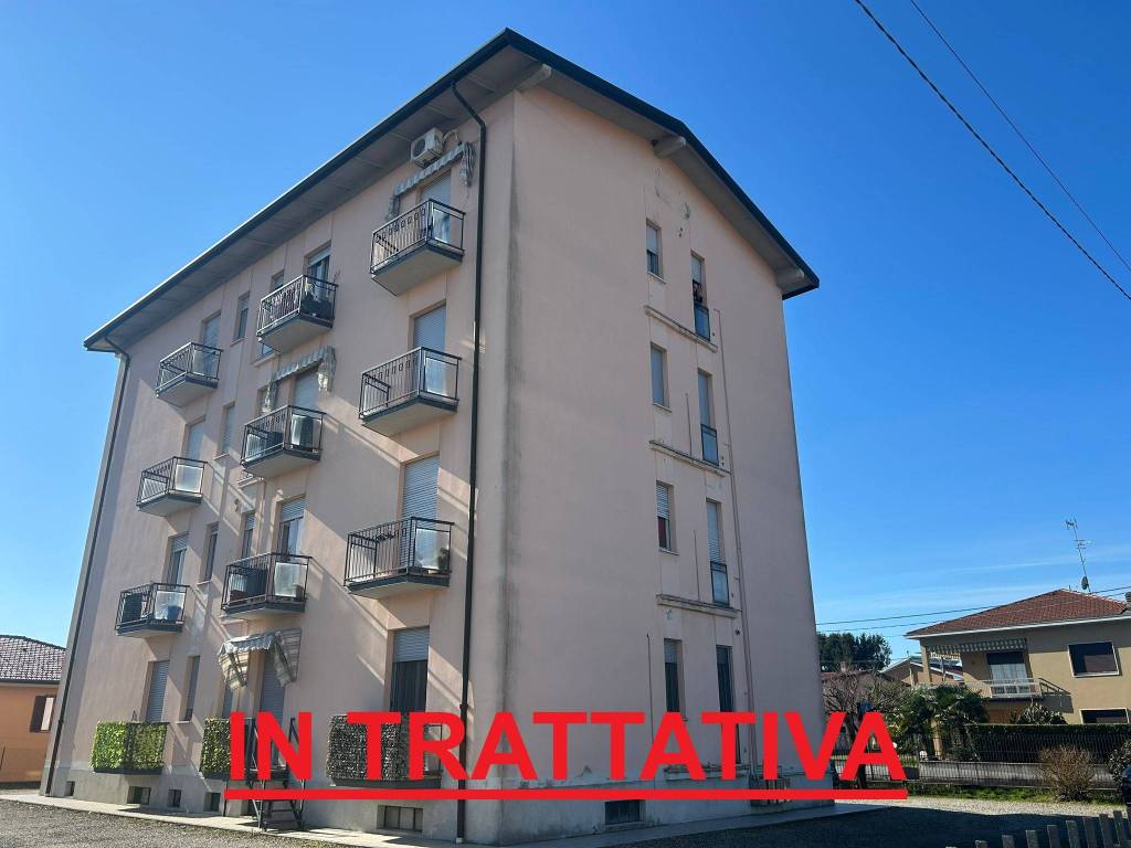 appartamento in vendita ad Arsago Seprio