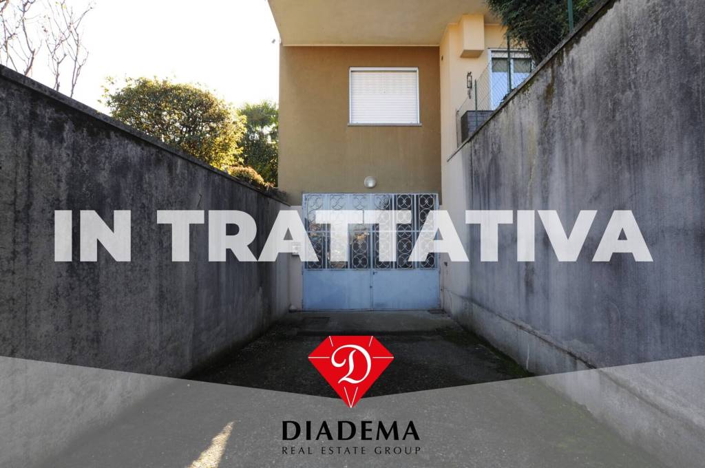 locale commerciale in vendita ad Arsago Seprio