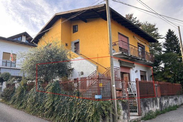 appartamento in vendita ad Arsago Seprio