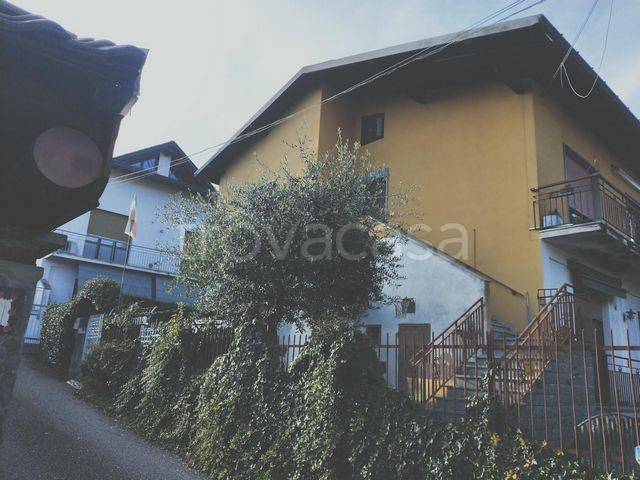 appartamento in vendita ad Arsago Seprio