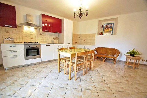 appartamento in vendita ad Arsago Seprio