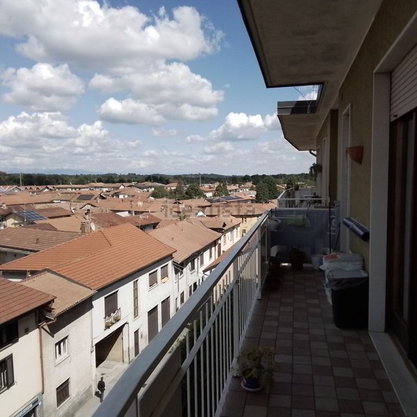 appartamento in vendita ad Arsago Seprio