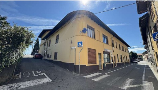 appartamento in vendita ad Arsago Seprio
