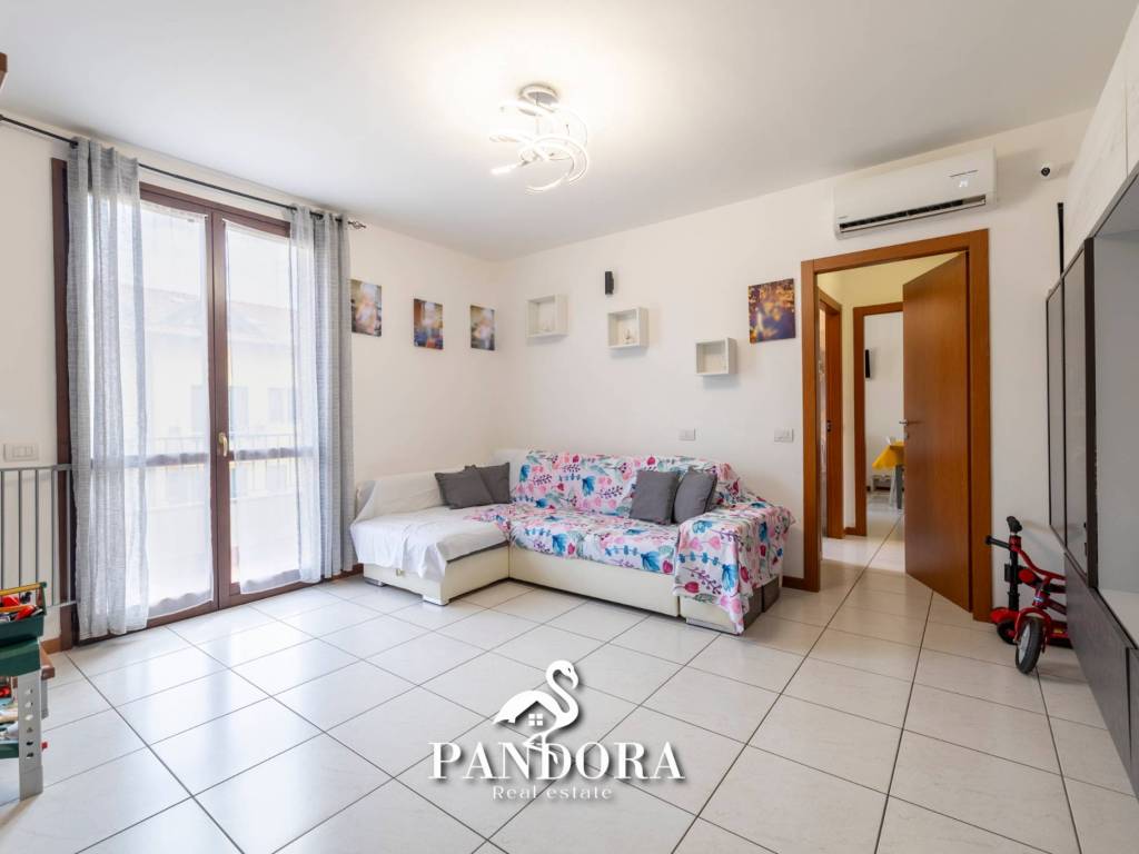 appartamento in vendita ad Arsago Seprio