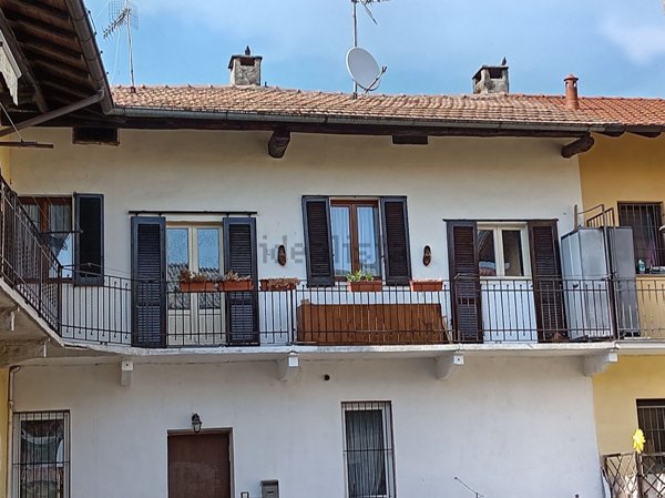 appartamento in vendita ad Arsago Seprio