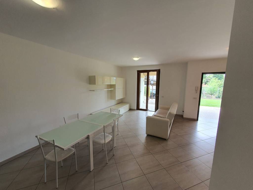 appartamento in vendita ad Arsago Seprio