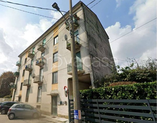 appartamento in vendita ad Arsago Seprio
