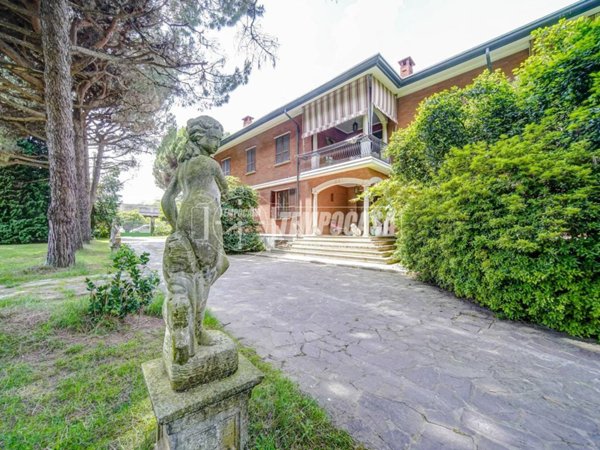casa indipendente in vendita ad Arsago Seprio