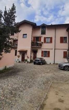 appartamento in vendita ad Azzate