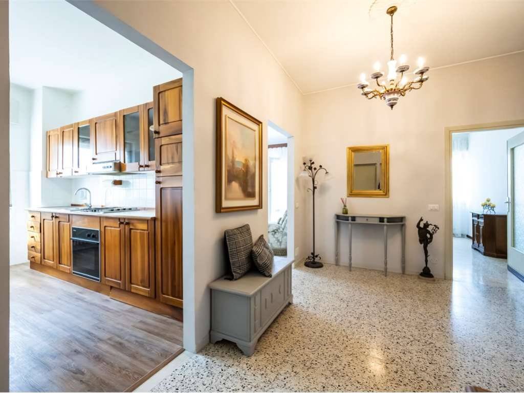 appartamento in vendita ad Azzate