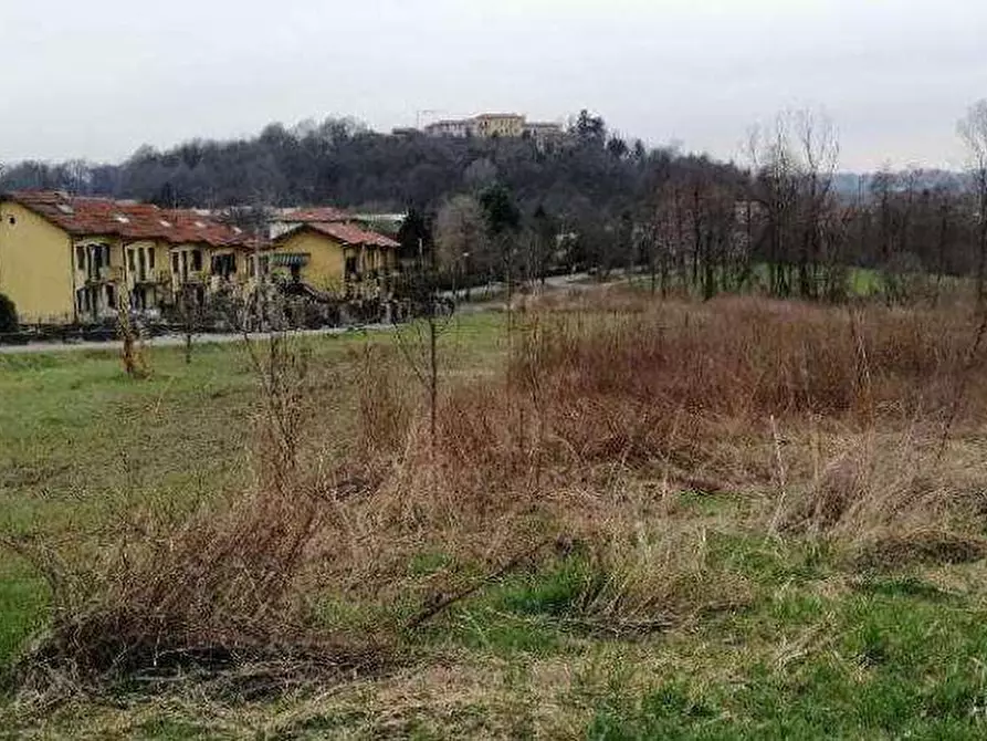 terreno edificabile in vendita ad Azzate