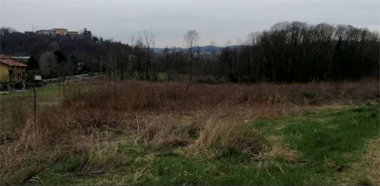 terreno edificabile in vendita ad Azzate