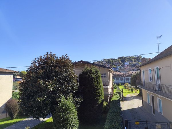 appartamento in vendita ad Azzate
