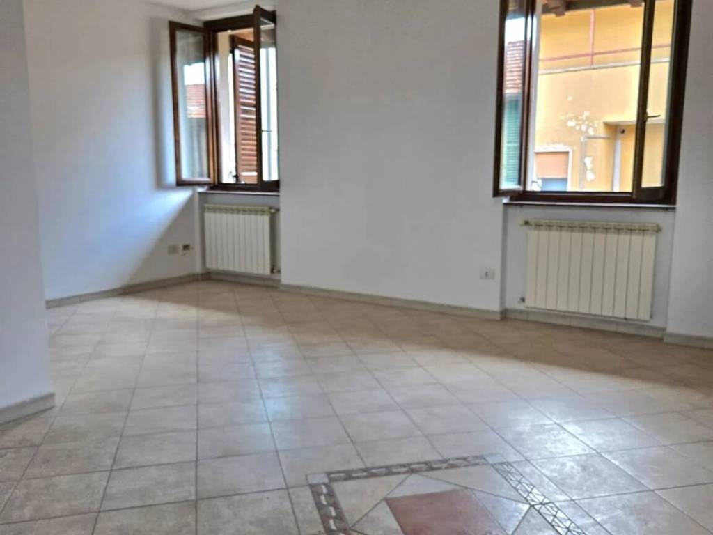 appartamento in vendita ad Azzate